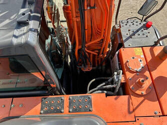 2015-hitachi-zx140w-5b-1455438-47326367