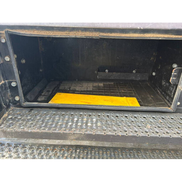 2015 Hitachi ZX140W-5B-47326374