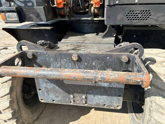 2015-hitachi-zx140w-5b-1455438-47326375