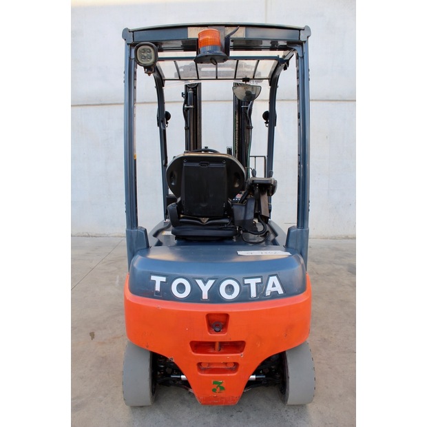 2017 Toyota 8FBM20T-47332849