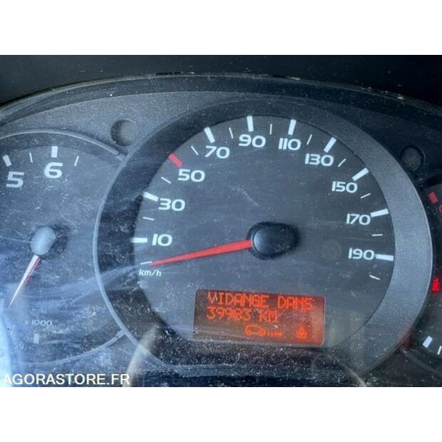 2010 Renault Master-47339356