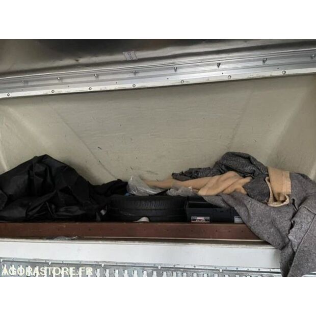 2010 Renault Master-47339364