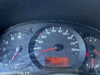 2010-renault-master-1455469-47339373