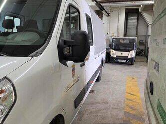 2016-renault-master-1455473-47339522