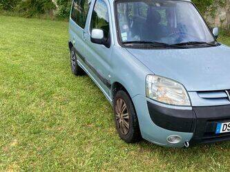2004-peugeot-partner-1455488-47339834