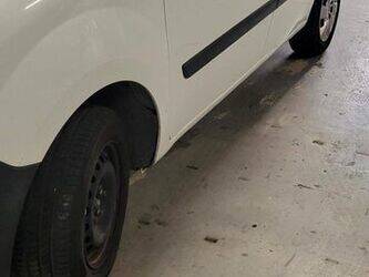 2012-renault-kangoo-1455493-47339945