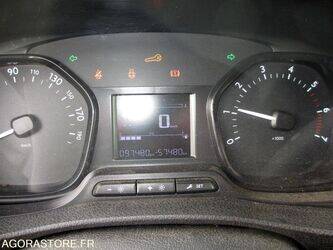 2018-citroen-jumpy-1455502-47340180