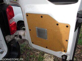 2018-citroen-jumpy-1455502-47340191