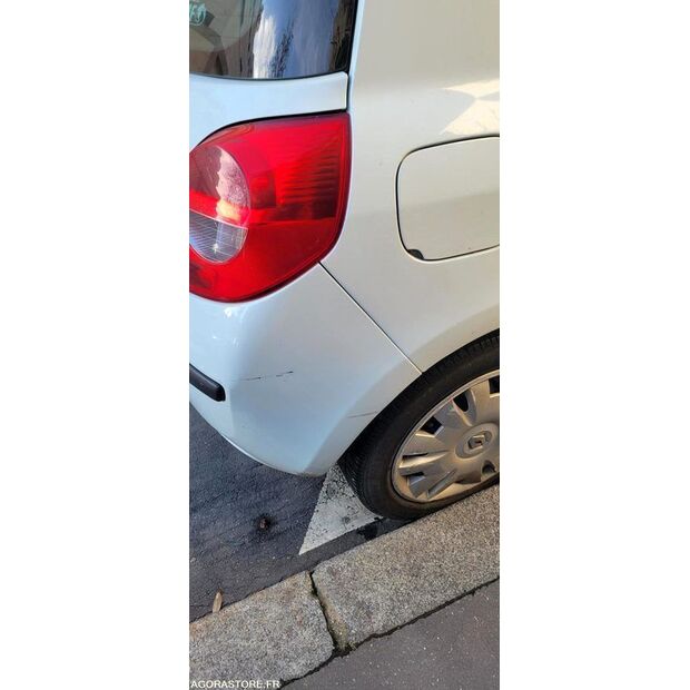 2006 Renault Clio-47340465