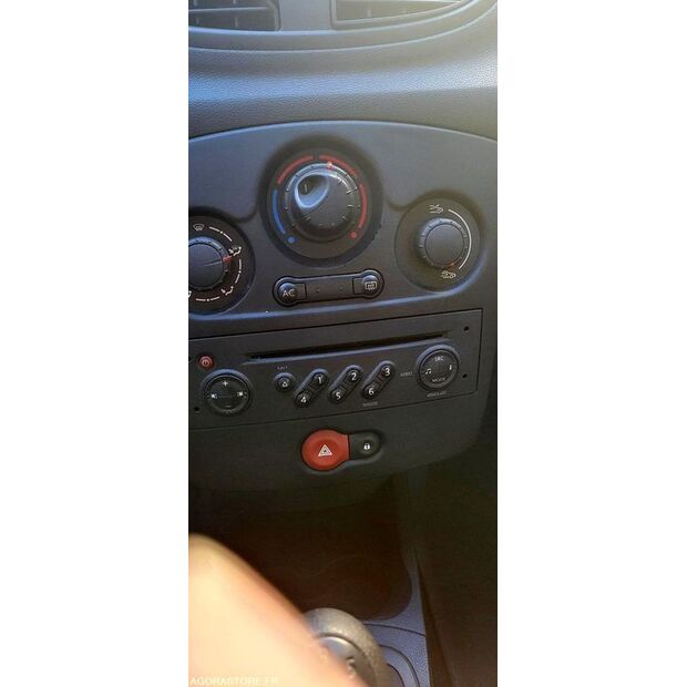 2006 Renault Clio-47340469