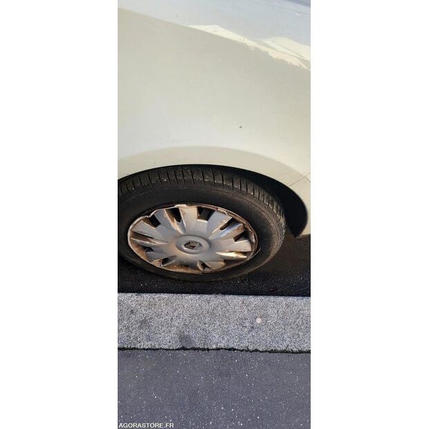 2006 Renault Clio-47340476