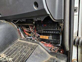 2010-mercedes-benz-2529-1455521-47340581