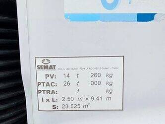 2010-mercedes-benz-2529-1455521-47340584