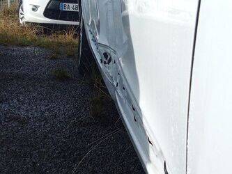 2014-renault-megane-1455536-47340920