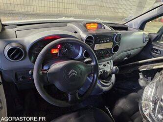 2011-citroen-berlingo-1455543-47341014