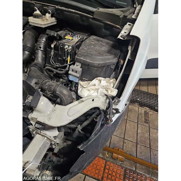 2011 سيتروين BERLINGO-47341031
