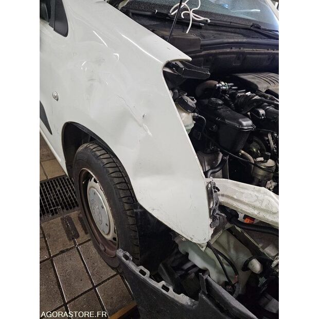 2011 سيتروين BERLINGO-47341033
