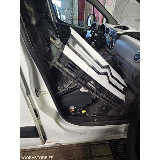 2011 سيتروين BERLINGO-47341056