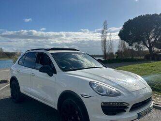 2011-porsche-cayenne-1455544-47341099