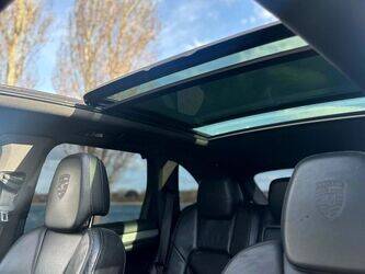 2011-porsche-cayenne-1455544-47341106
