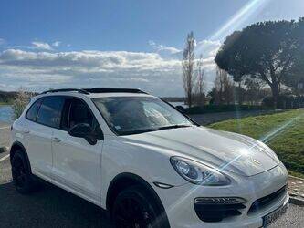 2011-porsche-cayenne-1455544-47341111