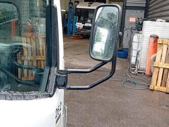 2011-renault-maxity-1455557-47341381