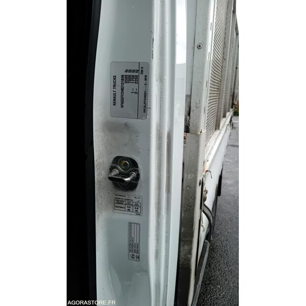 2011 Renault Maxity-47341394