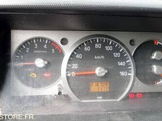 2011-renault-maxity-1455557-47341396
