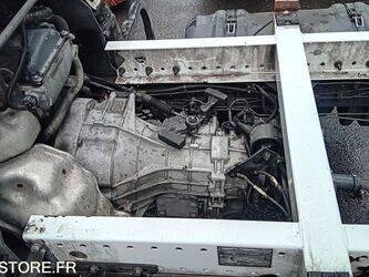 2011-renault-maxity-1455557-47341402