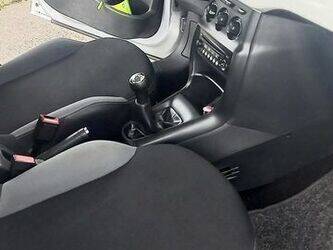 2012-citroen-c3-1455574-47341813