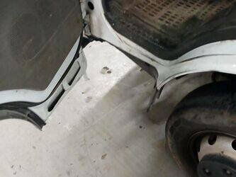 2011-renault-maxity-1455584-47341898