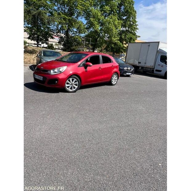 2016 KIA RIO-47341992