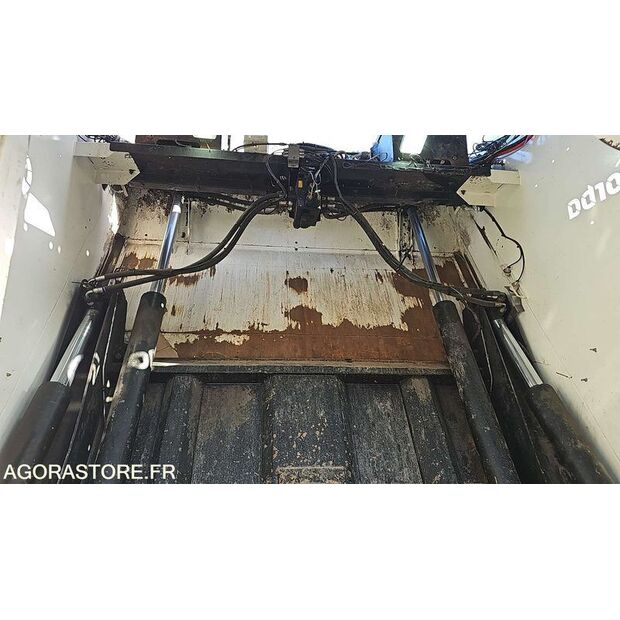 2019 Renault D WIDE-47342051