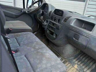 2004-mercedes-benz-sprinter-1455609-47342162