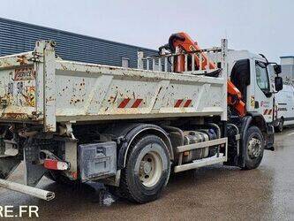 2010-renault-premium-1455611-47342176