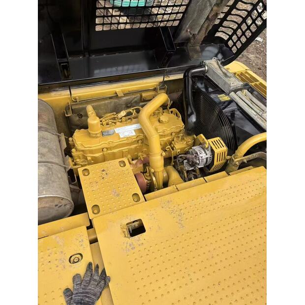 2025 Caterpillar 330D-47342331