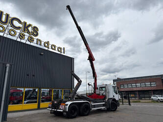 2009-renault-premium-1455632-47342576
