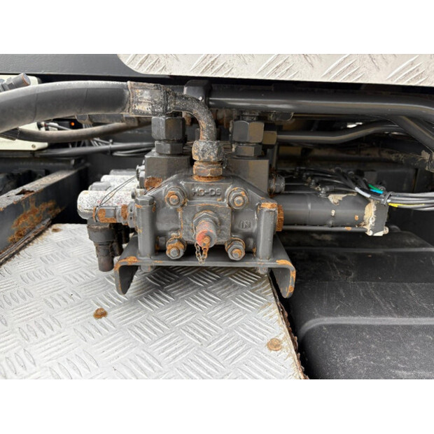 2009 Renault PREMIUM-47342589