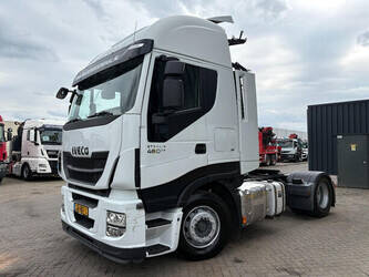 2017-iveco-stralis-1455634-47342668