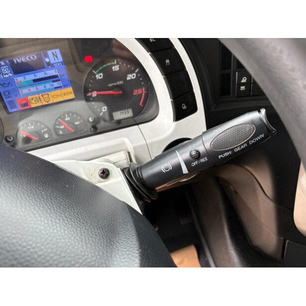2017 Iveco STRALIS-47342677