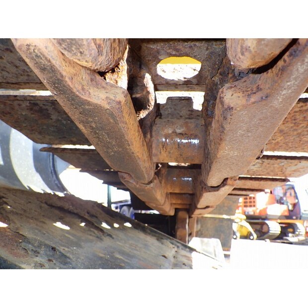 2000 Komatsu BR200T-1-47343239