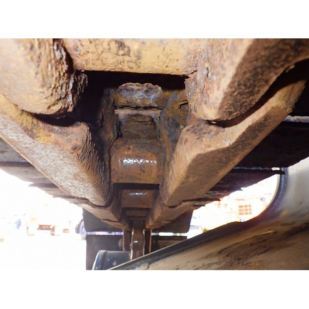 2000 Komatsu BR200T-1-47343246