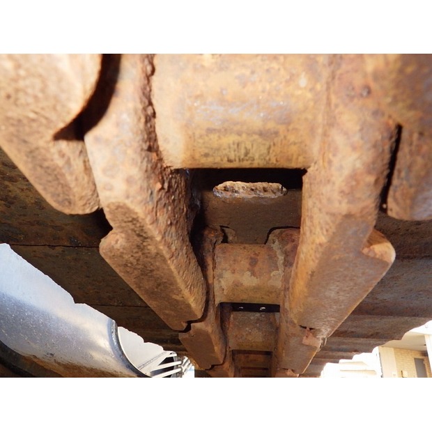 2000 Komatsu BR200T-1-47343247