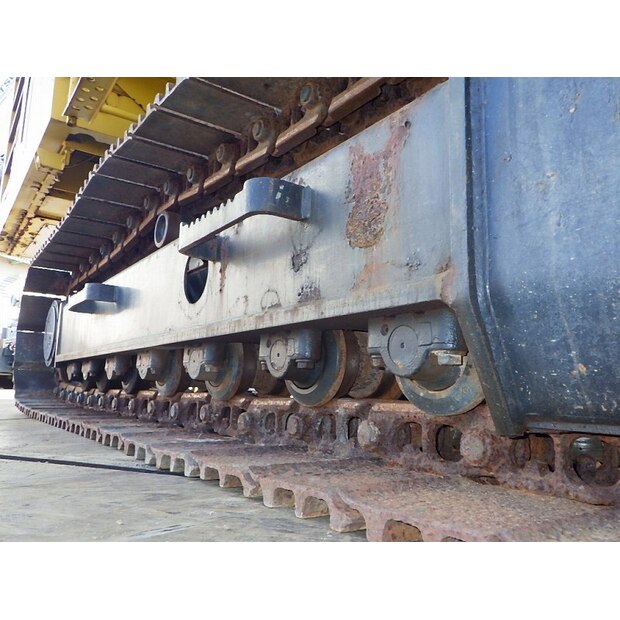 2000 Komatsu BR200T-1-47343248