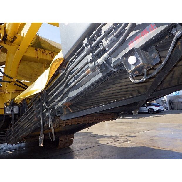 2000 Komatsu BR200T-1-47343253