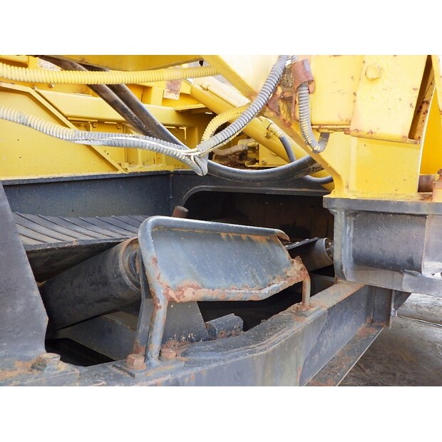 2000 Komatsu BR200T-1-47343257