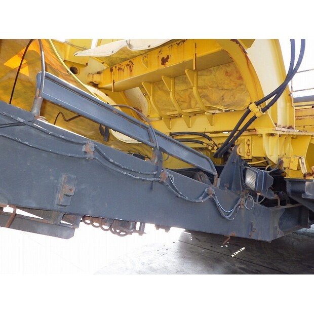 2000 Komatsu BR200T-1-47343258