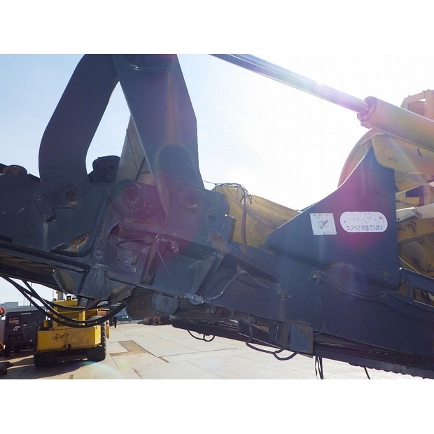2000 Komatsu BR200T-1-47343259