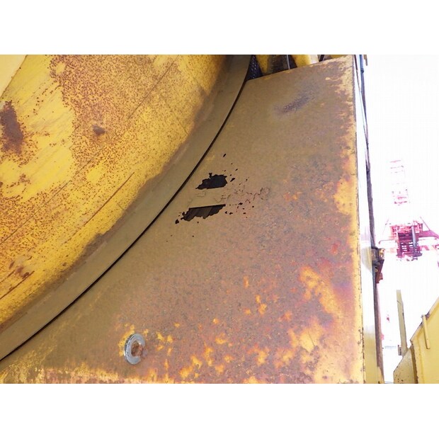 2000 Komatsu BR200T-1-47343264