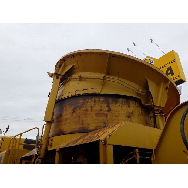 2000 Komatsu BR200T-1-47343266